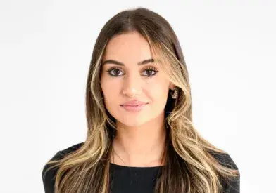 Sophia Kianni official speaker profile picture
