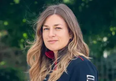 Laura Mueller official speaker profile picture