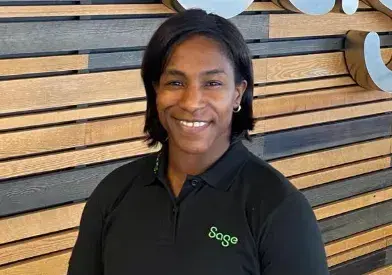 Maggie Alphonsi official speaker profile picture