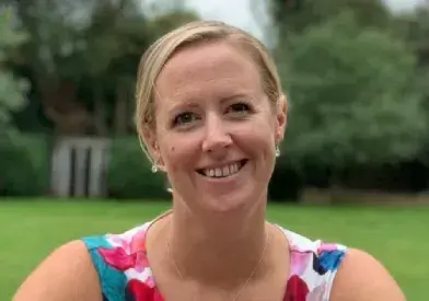 Naomi Riches official speaker profile picture