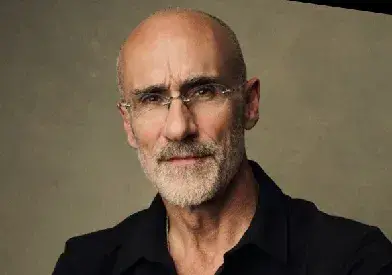 Dr. Arthur Brooks' official speaker profile image