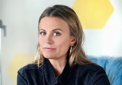 Louise Troen official speaker profile image