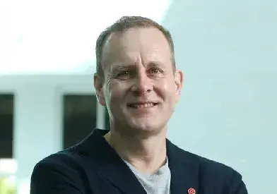 Chris Hirst official speaker profile image