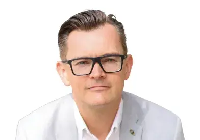 Dr James Hewitt Official Speaker Profile Picture