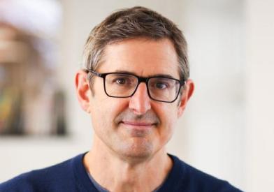 Louis Theroux official speaker profile picture
