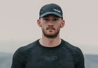 Fergus Crawley official speaker profile picture