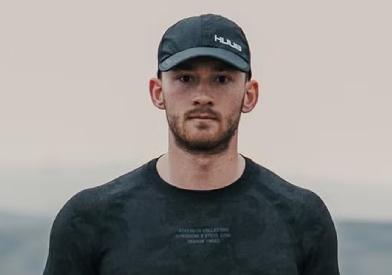 Fergus Crawley official speaker profile picture