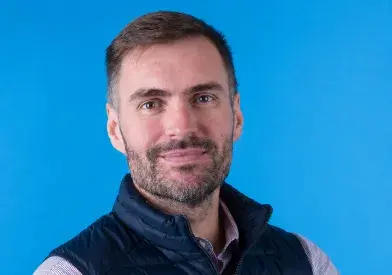 Andrew Hulbert Official Speaker Profile Picture